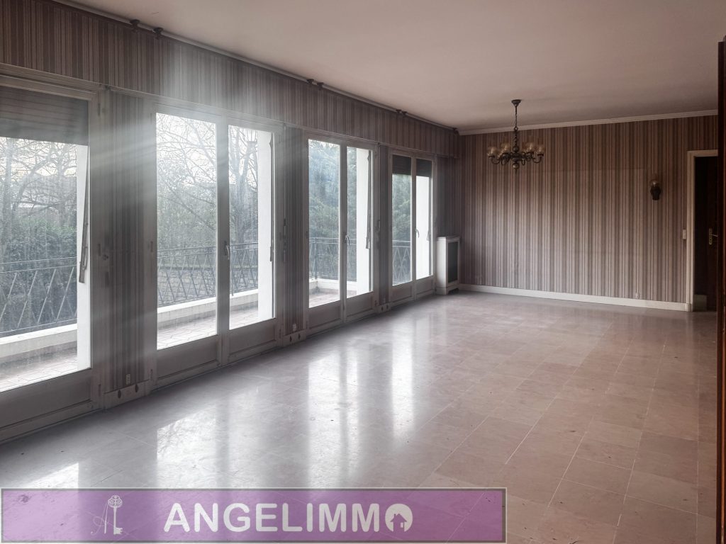 PAVILLON