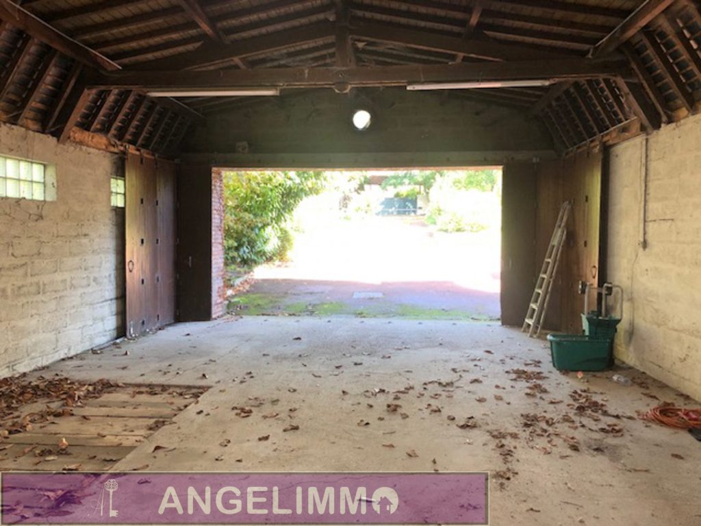 PAVILLON