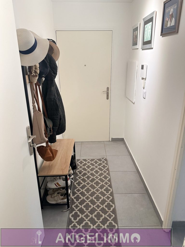 APPARTEMENT 2 PIÈCES