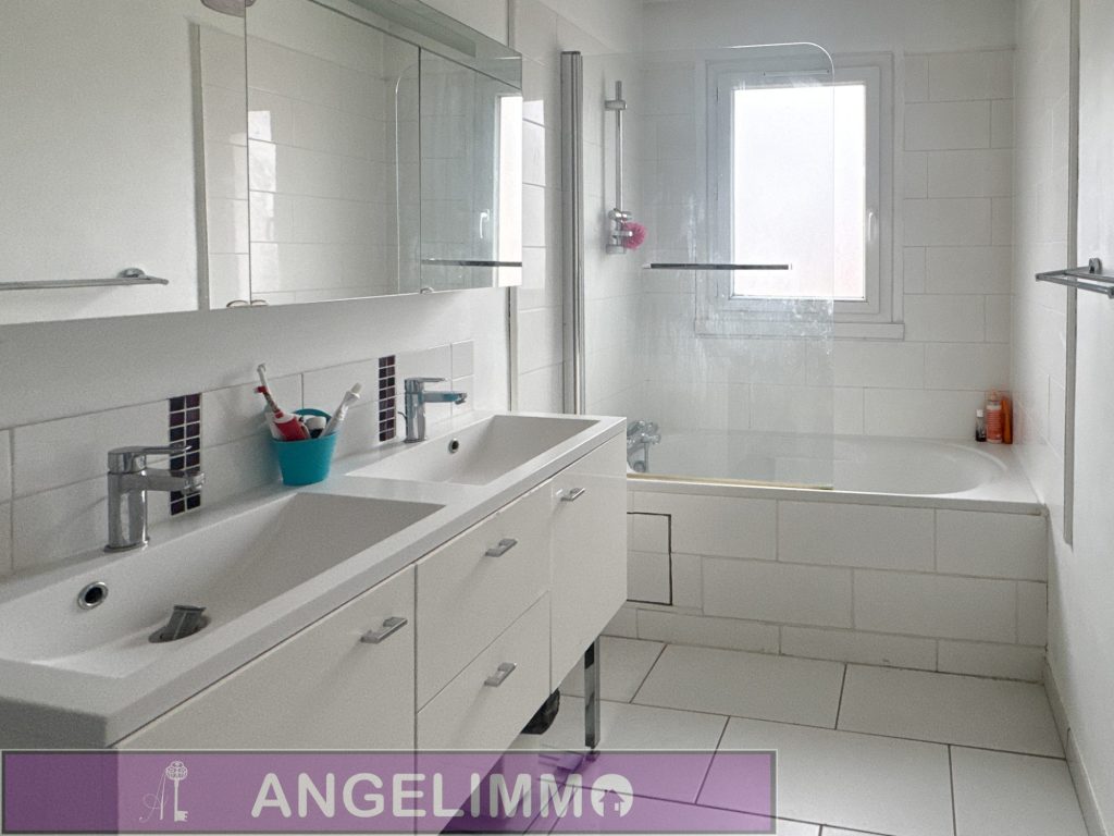 Appartement Le Plessis-bouchard 3 pièce(s) 65.21 m2