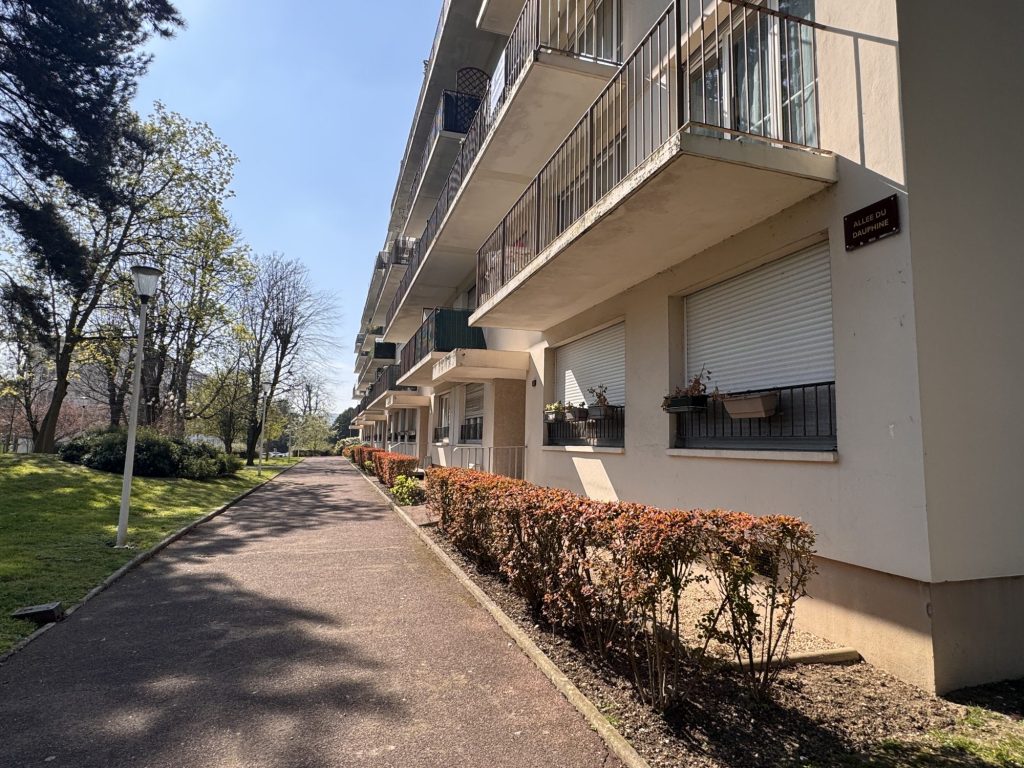 Appartement Le Plessis-bouchard 3 pièce(s) 65.21 m2