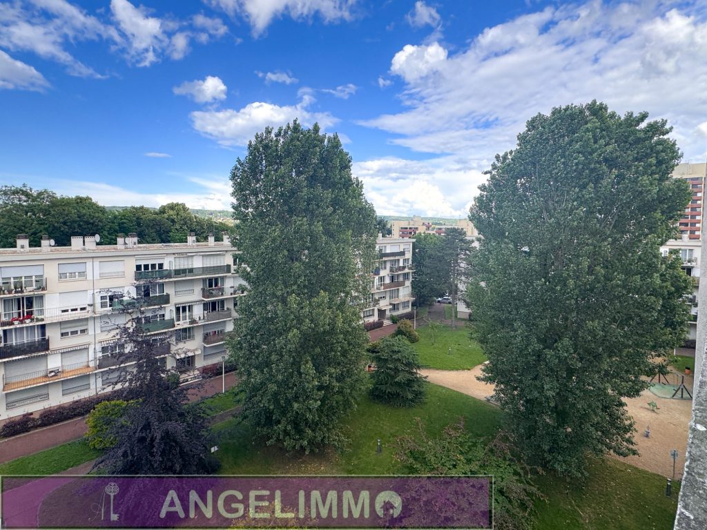 APPARTEMENT 4 PIÈCES – LE PLESSIS BOUCHARD