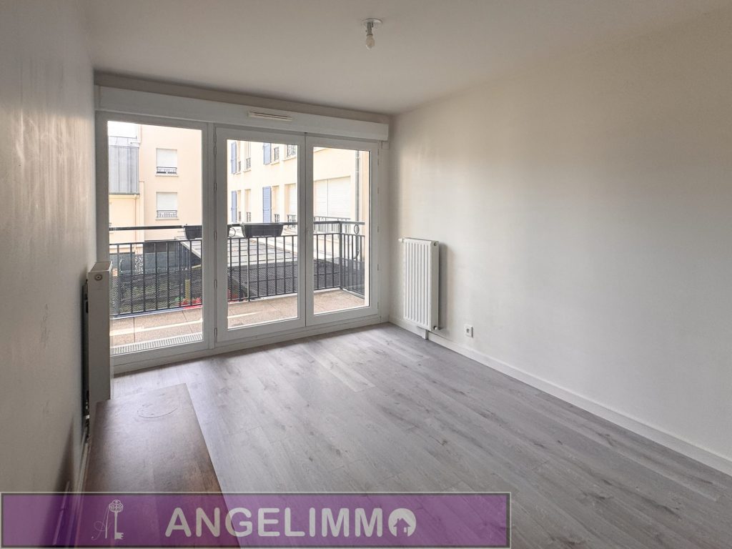 APPARTEMENT 2 PIÈCES – FRANCONVILLE
