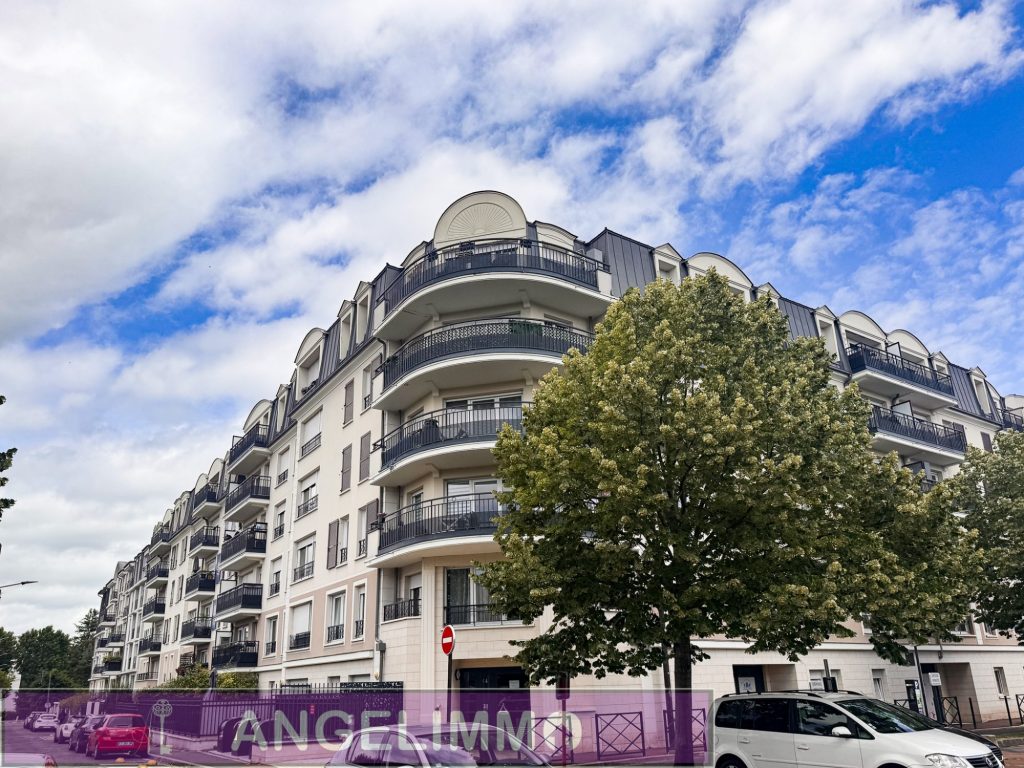 APPARTEMENT 2 PIÈCES – FRANCONVILLE