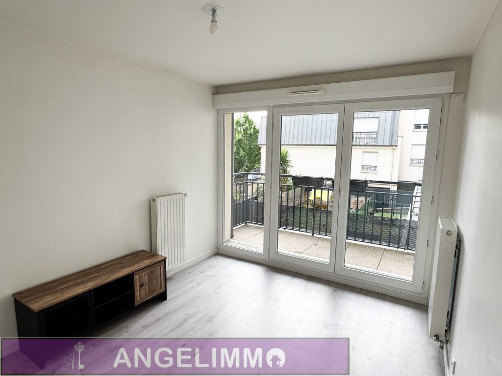 APPARTEMENT 2 PIÈCES – FRANCONVILLE