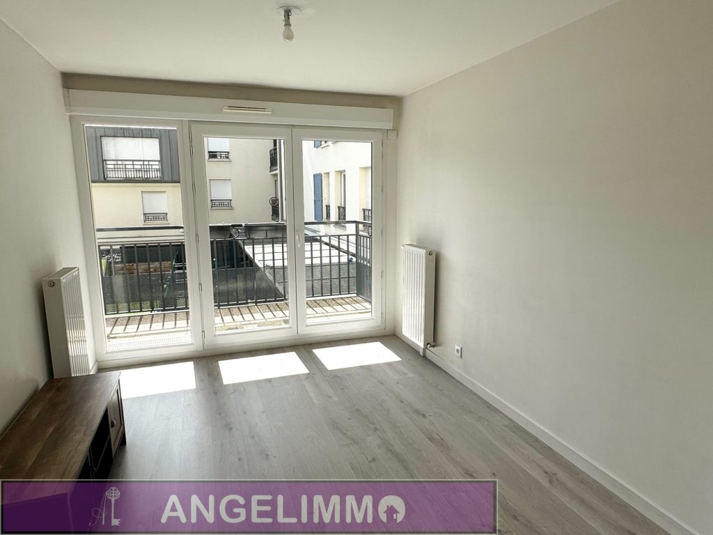 APPARTEMENT 2 PIÈCES – FRANCONVILLE