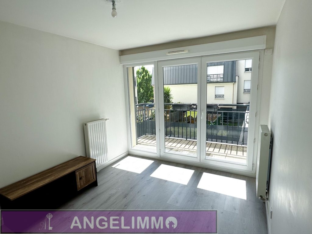 APPARTEMENT 2 PIÈCES – FRANCONVILLE