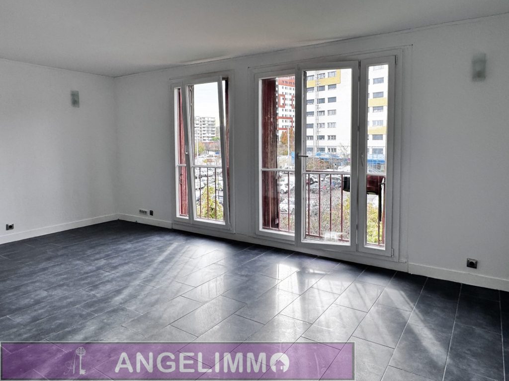 APPARTEMENT 4 PIÈCES