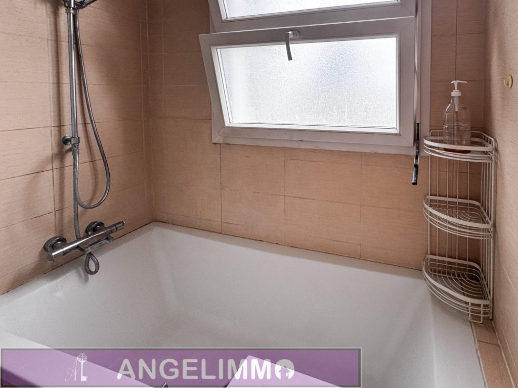 APPARTEMENT 4 PIÈCES