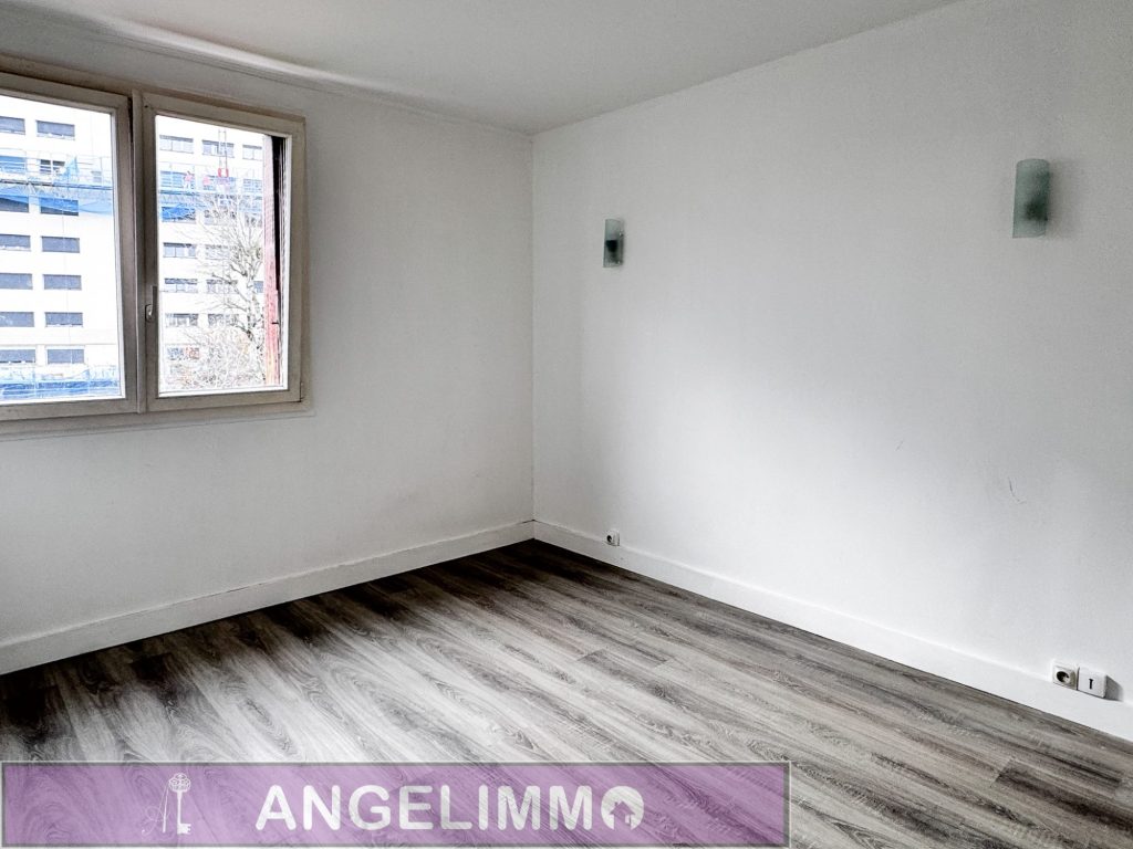 APPARTEMENT 4 PIÈCES