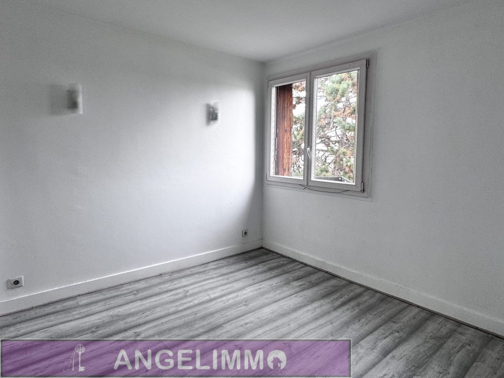 APPARTEMENT 4 PIÈCES